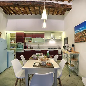 Cozy In The Heart Of Siena