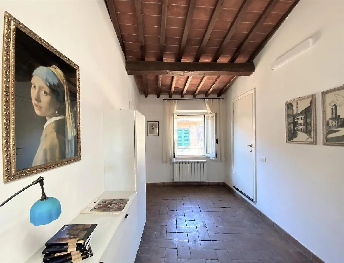 Da Bernardino-Cozy Apartment With Bike Box Siena