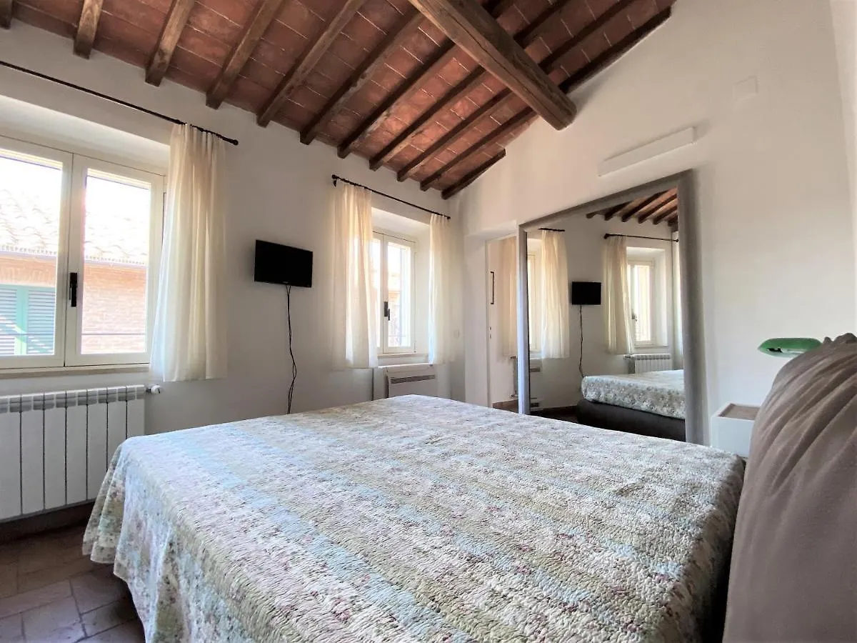 Da Bernardino-Cozy Apartment With Bike Box Siena
