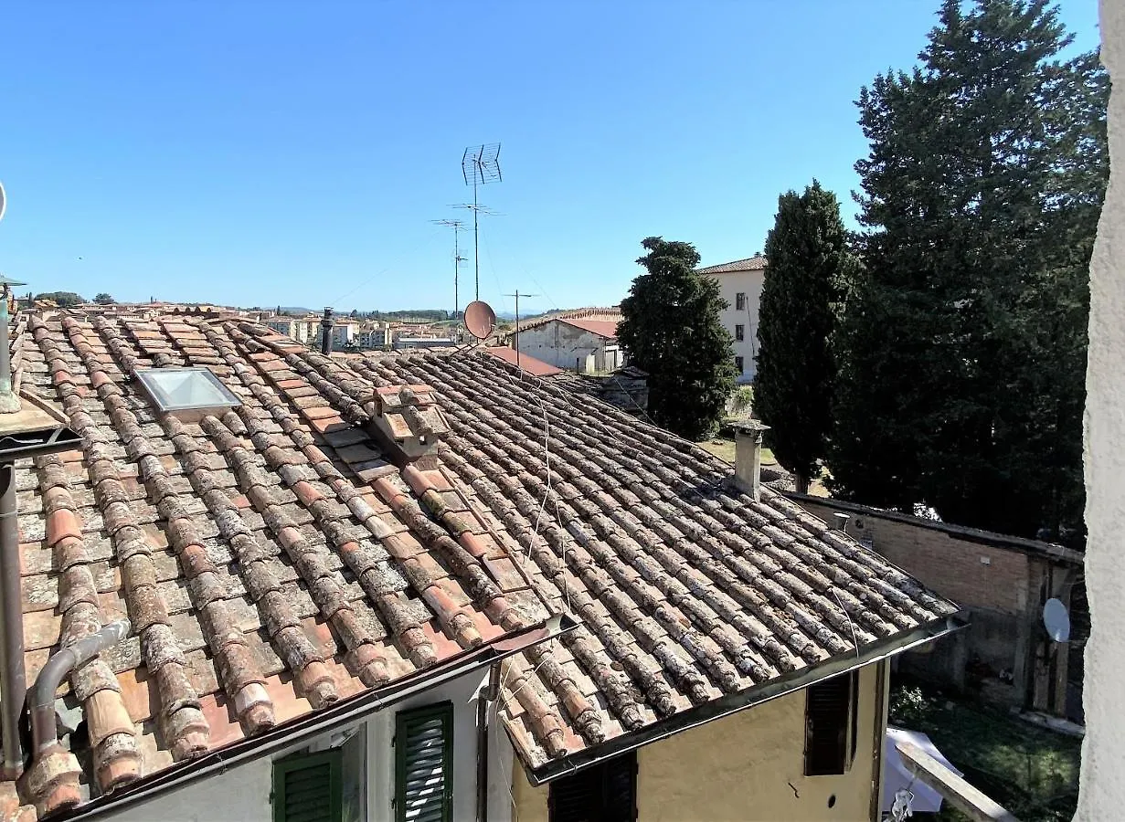 Da Bernardino-Cozy Apartment With Bike Box Siena Italy